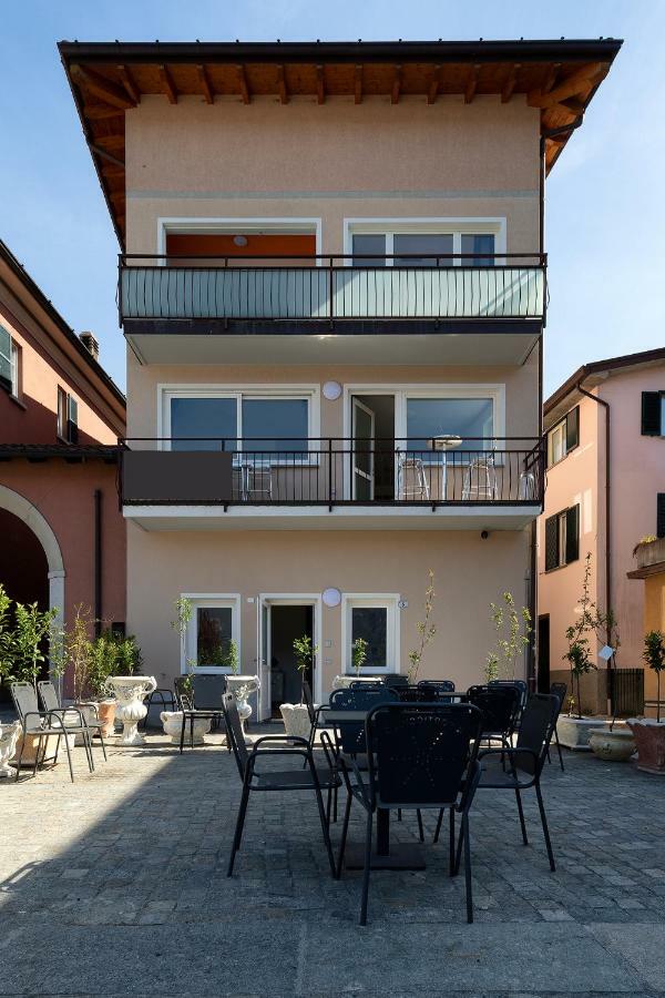 Marina Apartments Colico Eksteriør billede